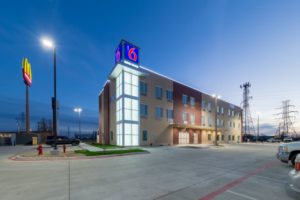 icon hotels motel 6 saginaw