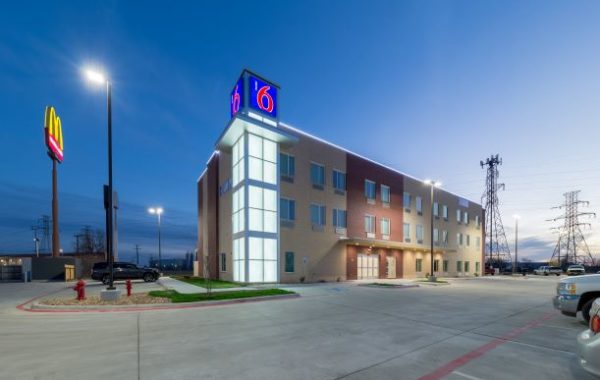 icon hotels motel 6 saginaw